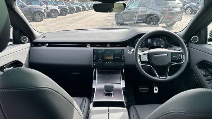 Land Rover Range Rover Evoque 2.0 D200 Hoxton Edition 5dr Auto Diesel Hatchback - Image 9